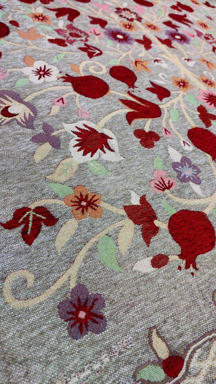 رومیزی سنتی طرح انار ۳ متری