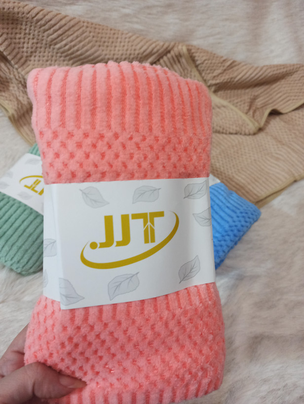 حوله استخری میکرو خرگوشی سایز 70*140 جذب آب بالا سبک مناسب استخر .باشگاه .مسافرت