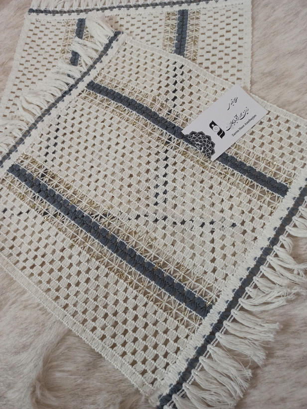 رومیزی مکرومه ترند مینیمال3 تکه اندازه میز عسلی 30*30حلو مبلی 77*40